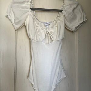 Topshop White Puff Sleeve Keyhole Bodysuit